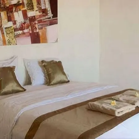 Zen Rooms Lembongan Bay Beach